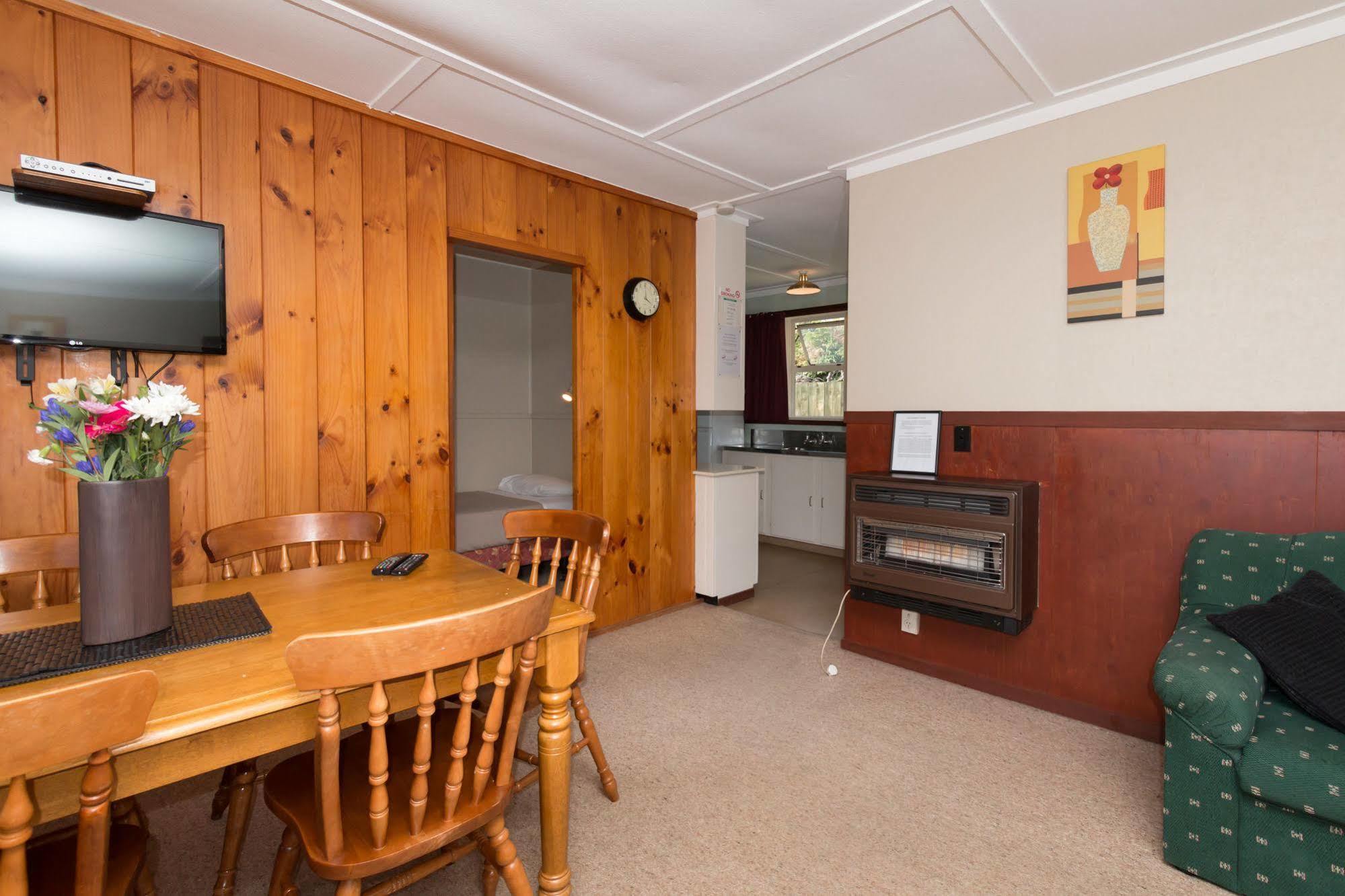 Santa Maria Motel Rotorua Buitenkant foto
