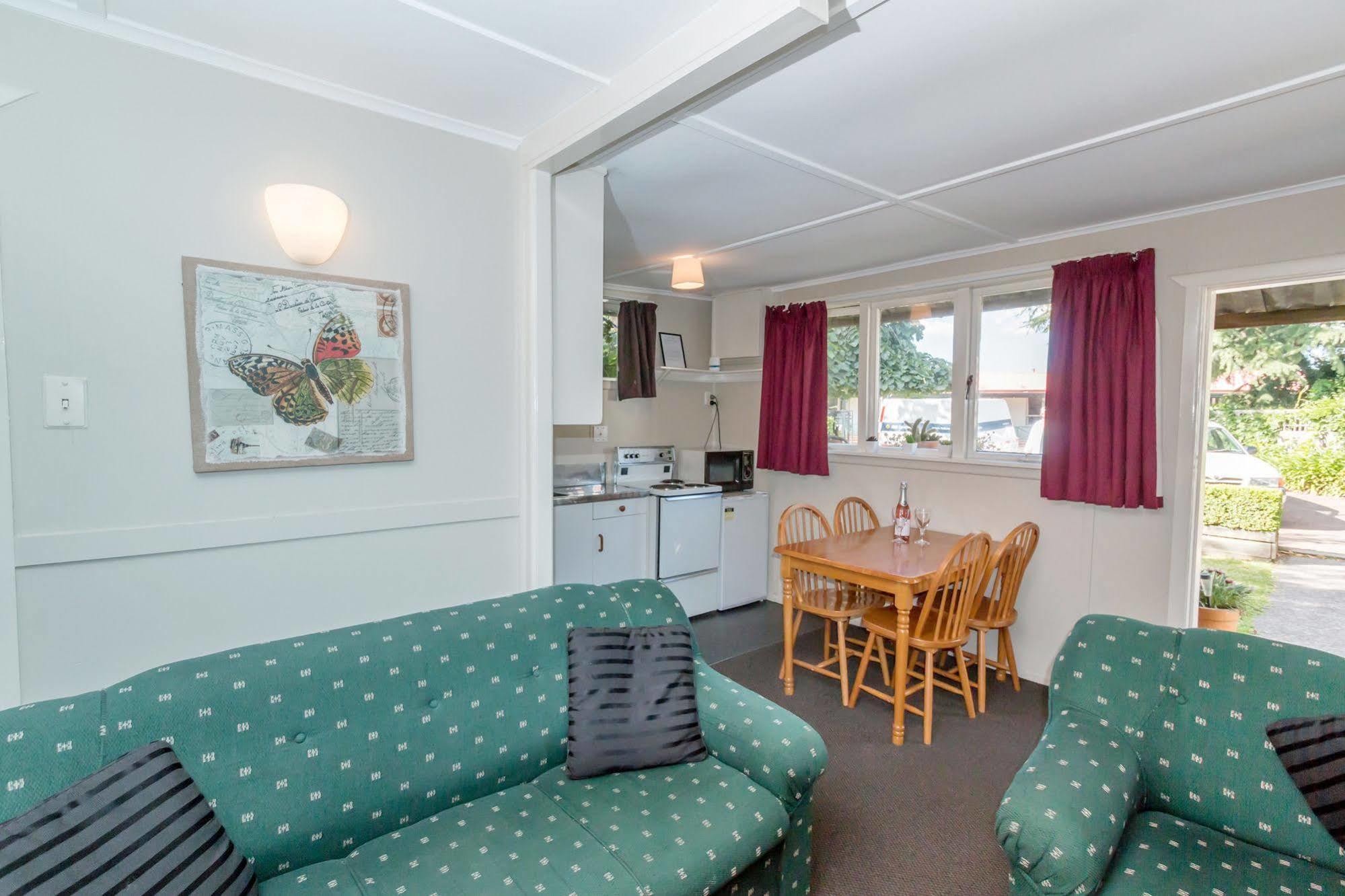 Santa Maria Motel Rotorua Buitenkant foto