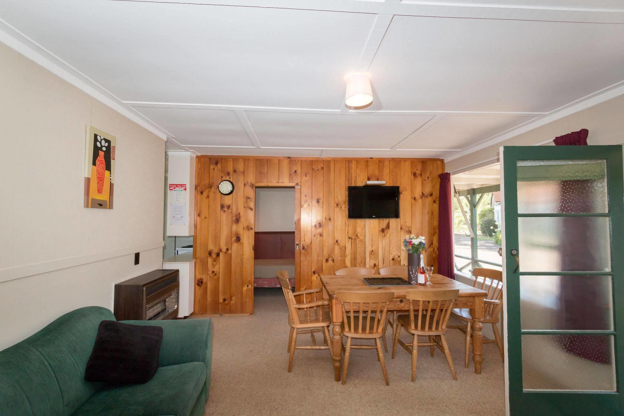 Santa Maria Motel Rotorua Buitenkant foto